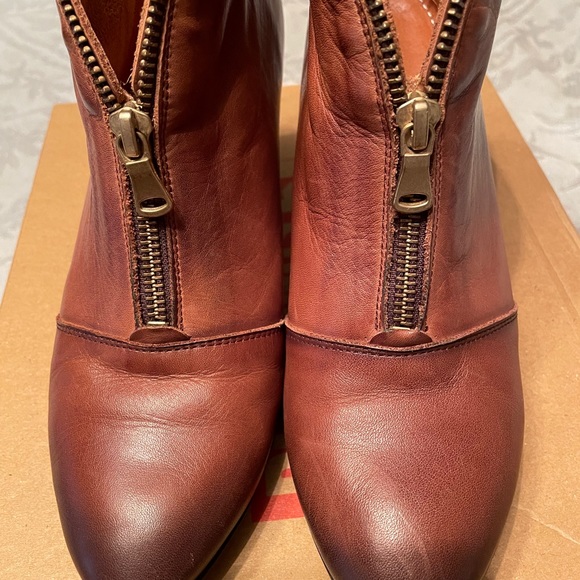Pikolinos Brown leather booties - Picture 2 of 7